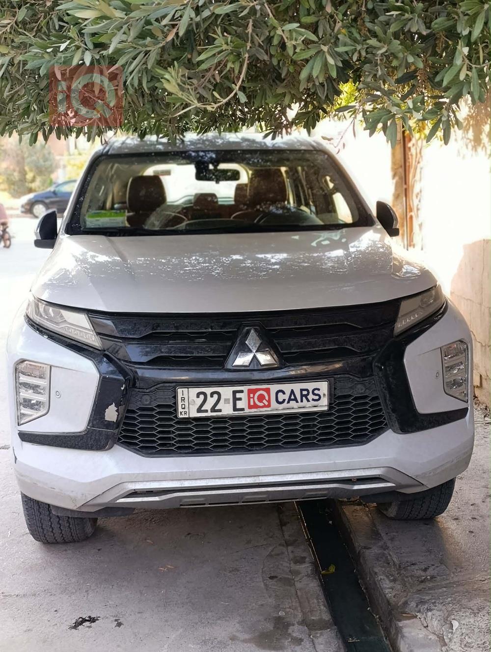 ميتسوبيشي باجيرو سبورت